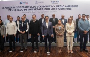 Inaugura Gobernador el Seminario Interinstitucional de Desarrollo Económico y Medio Ambiente del Estado de Querétaro.