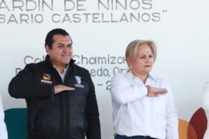 Beto Nava participa en Honores a la Bandera en el Jardín de Niños “Rosario Castellanos”