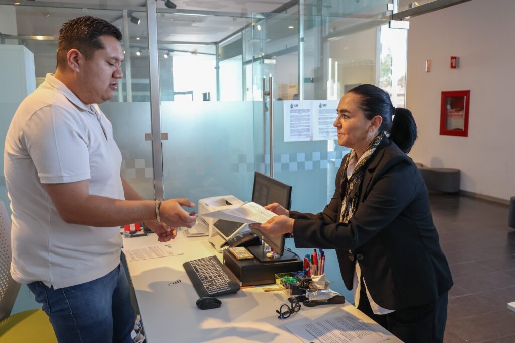 Diputada de MC, Tere Calzada Rovirosa, busca dignificar espacios para mujeres policías en Querétaro