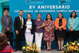 Celebran 15 Aniversario de la Facultad de Enfermería en San Juan del Río