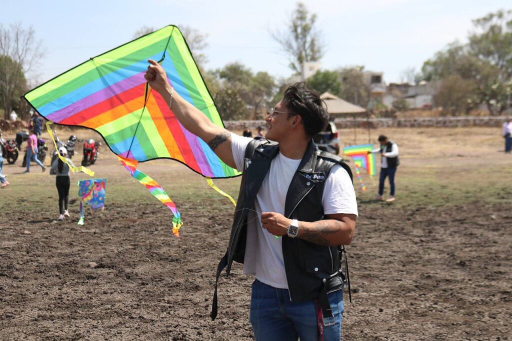 Realizan con éxito el Primer Festival de “A Volar Papalote”