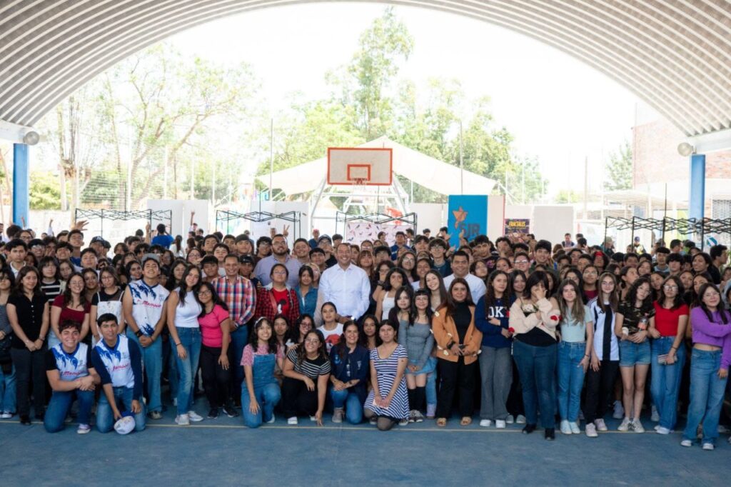 San Juan del Río trabaja para ser referente nacional de calidad de vida: Roberto Cabrera