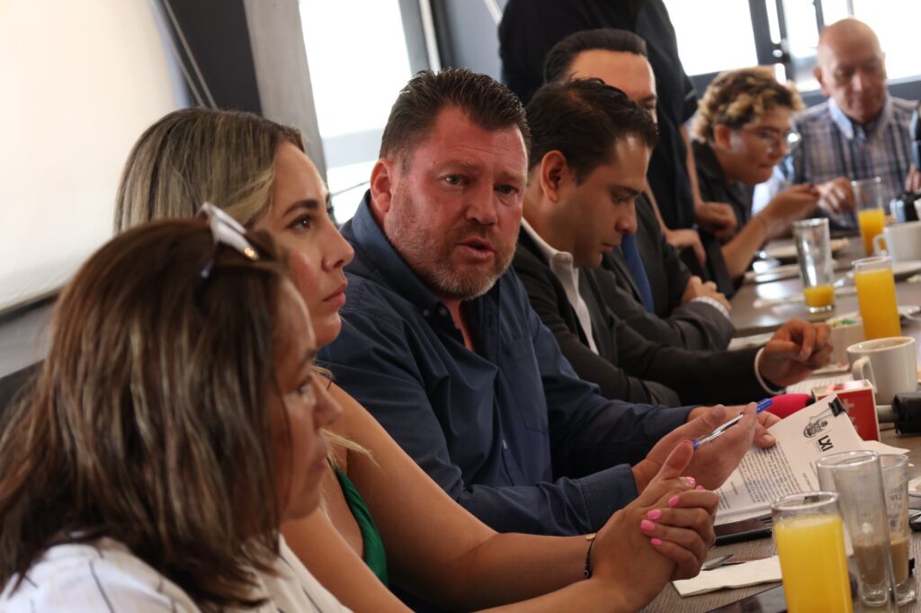 Diputados de Morena presentan Iniciativa de Reforma Constitucional en Querétaro para garantizar el derecho a una vivienda digna