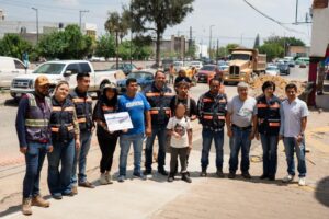 Supervisa Roberto Cabrera avances del nuevo estacionamiento en el Mercado Juárez