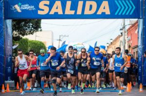 Más de mil 500 corredores en el Medio Maratón San Juan del Río 2025