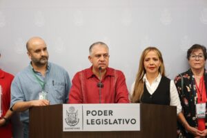 Denuncian construcción de gasolinera en Puerta Real, Corregidora, pese a revocación de uso de suelo