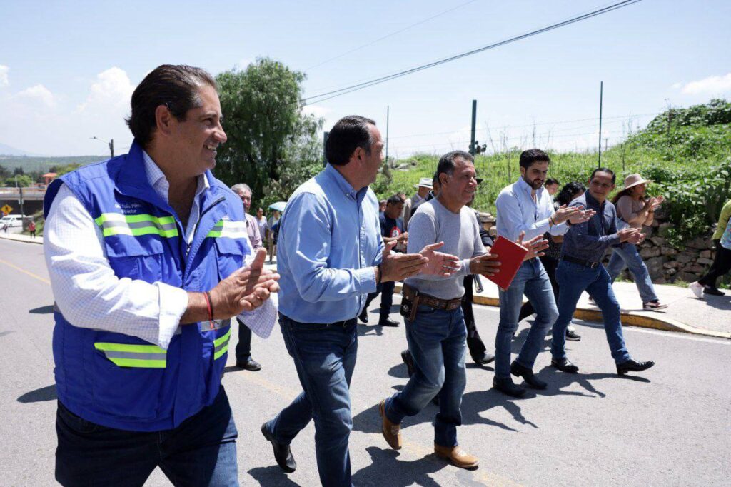 Reubican red de agua potable y drenaje sanitario en Palmillas gracias a trabajo conjunto