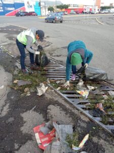 Refuerzan limpieza de alcantarillas en San Juan del Río para enfrentar la temporada de lluvias