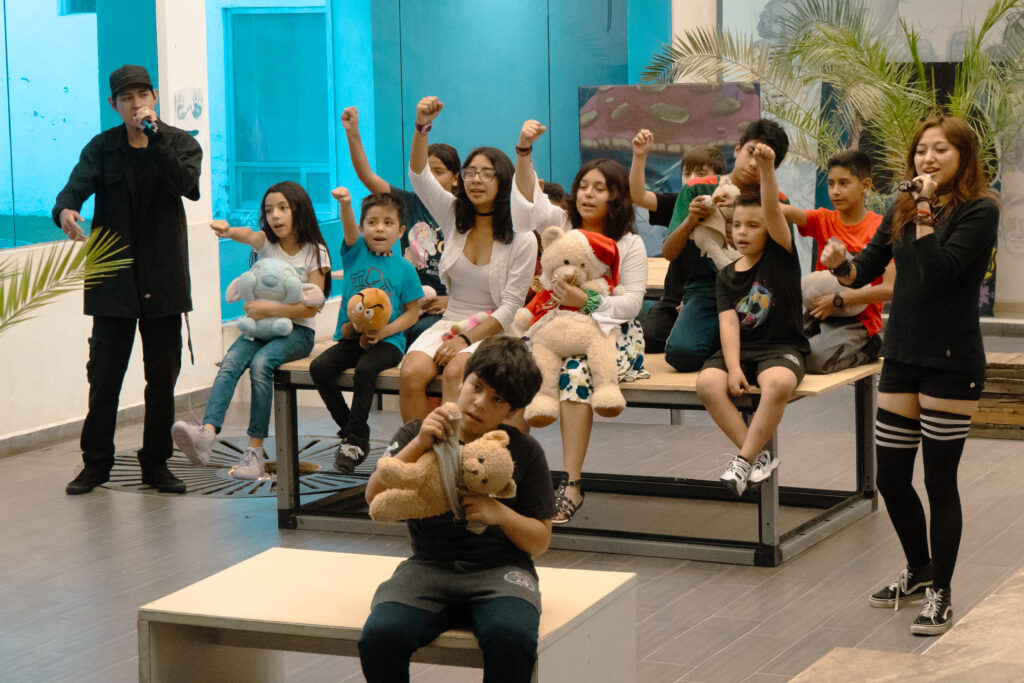 Voces en Movimiento: cuando el arte urbano se convierte en refugio y resistencia