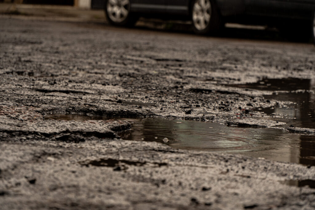 La realidad del bacheo en San Juan del Río: entre avances técnicos y exigencias sociales