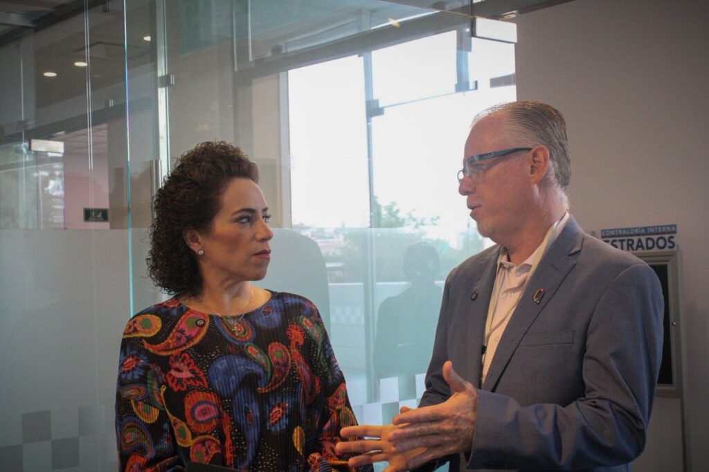 Diputada Adriana Meza presenta iniciativa para regular a prestadores de servicios turísticos en Querétaro