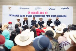 Entregan semilla forrajera a ganaderos de San Juan del Río