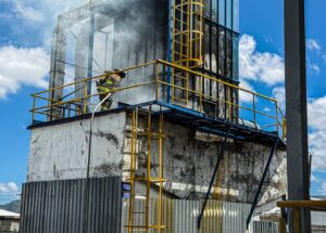 Atienden incendio en empresa del Nuevo Parque Industrial de San Juan del Río