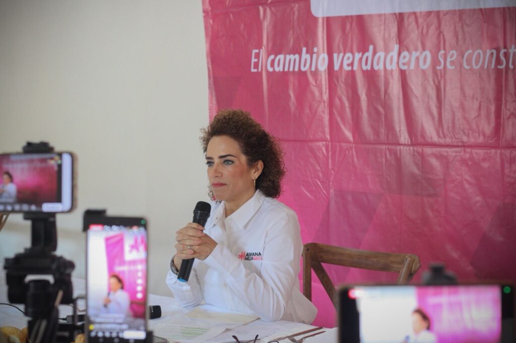 La diputada Adriana Meza Argaluza se reunió con medios de comunicación y presentó conclusiones de su Primer Informe de Actividades Legislativas
