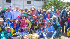 Celebran en La Valla el Segundo Festival de la Máscara de Palo, Danzas y Xhitases Únicos y Diferentes