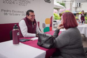 🤝 Atención Ciudadana lleva el gobierno cercano al Jardín Reforma en Pedro Escobedo.