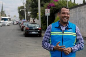 Supervisa Roberto Cabrera avances en la rehabilitación de la calle Arrayanes