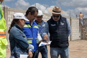 💧 Supervisan avance del nuevo tanque de almacenamiento en Lomas de Banthí.