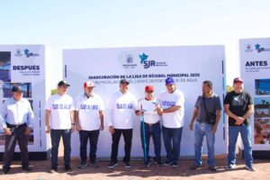 Inauguran gradas y arranca la Liga de Beisbol 2025–2026 en Ojo de Agua