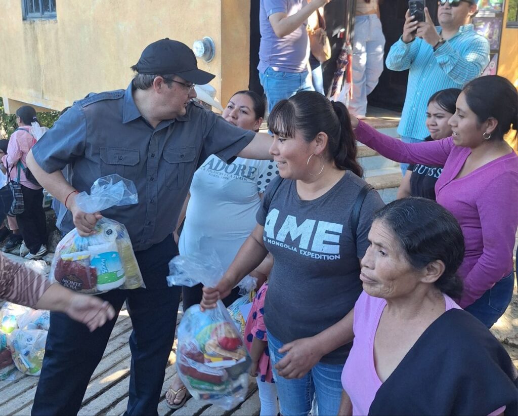 Diputadas y diputados del PAN apoyan a familias de la sierra queretana durante la contingencia