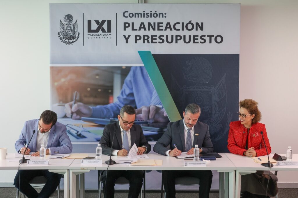 Firma Comisión de Planeación y Presupuesto Convenio de Colaboración con la ESFE y Catastro del Estado