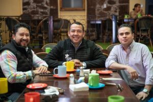 Presidente municipal Roberto Cabrera fortalece colaboración con el sector restaurantero de Querétaro