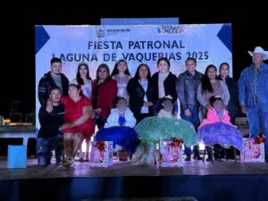 Secretario de Servicios Públicos Municipales asiste a la coronación de la Reina de la Fiesta Patronal de Laguna de Vaquerías