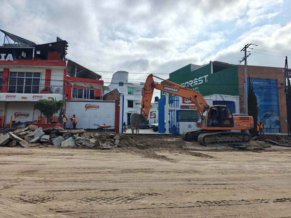 Continúan los trabajos de rehabilitación en la calle Tota Carbajal