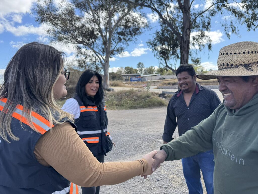 Secretaría de Obras Públicas y Desarrollo Urbano fortalece el diálogo comunitario en Ampliación Santa Bárbara La Cueva