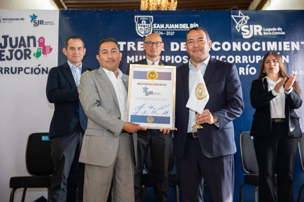 San Juan del Río recibe distintivo “Municipios Anticorrupción”