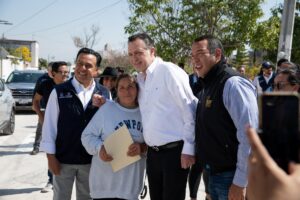 Entregan rehabilitación integral de calles en Vista Hermosa; benefician a más de 400 personas