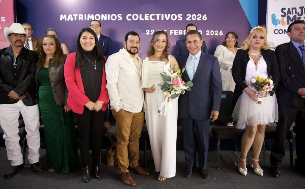 Más de 300 parejas formalizan su unión en Matrimonios Colectivos en San Juan del Río