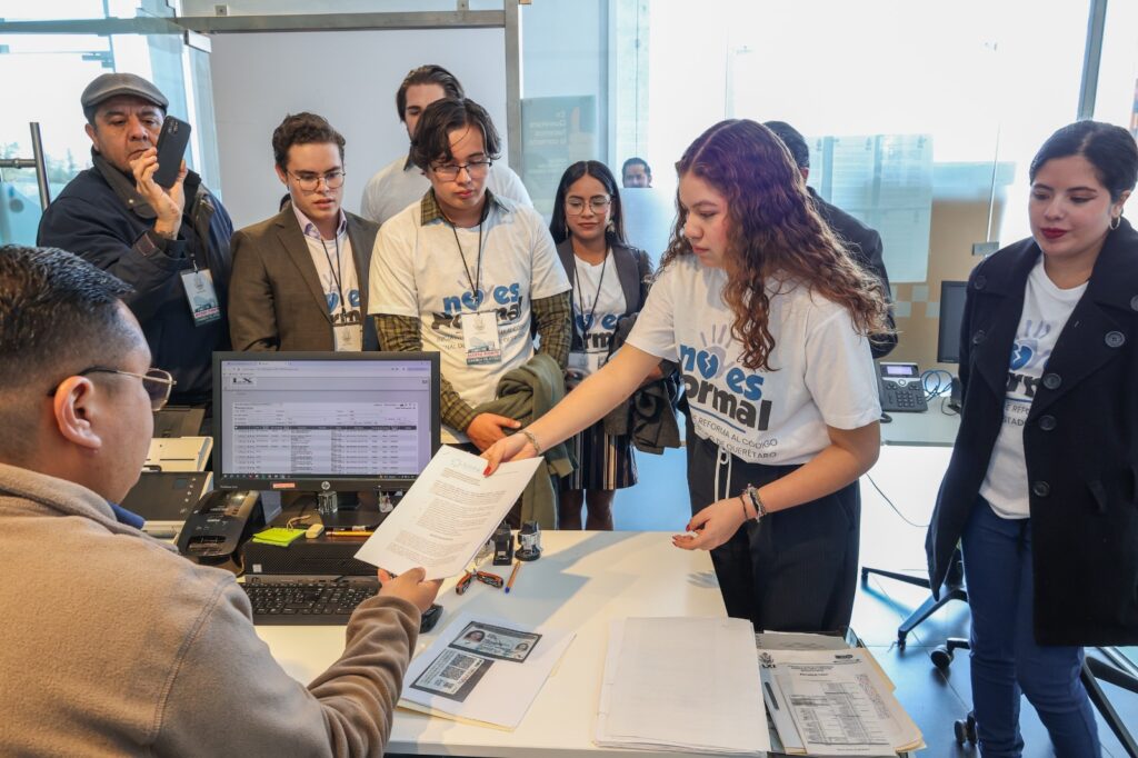 Consejo Juvenil Universitario propone reforma para penalizar la violencia en el noviazgo