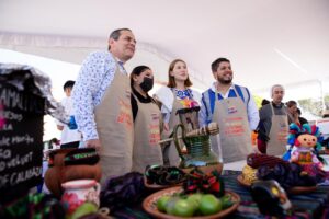 Celebran con éxito el 7.º Festival Nacional del Tamal, Atole y la Chancla Sanjuanense en San Juan del Río