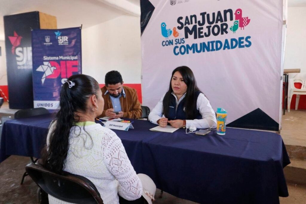 Realizan jornada integral de servicios en Puerta de Alegrías