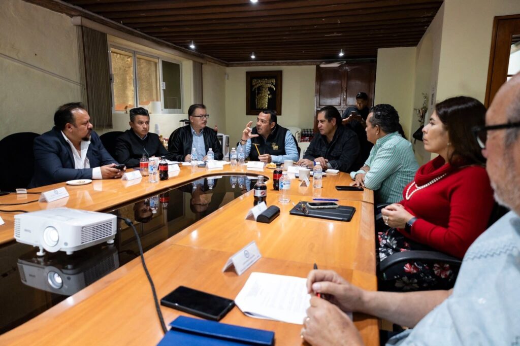 Realizan sesión del Consejo Directivo de JAPAM para fortalecer servicios en San Juan del Río