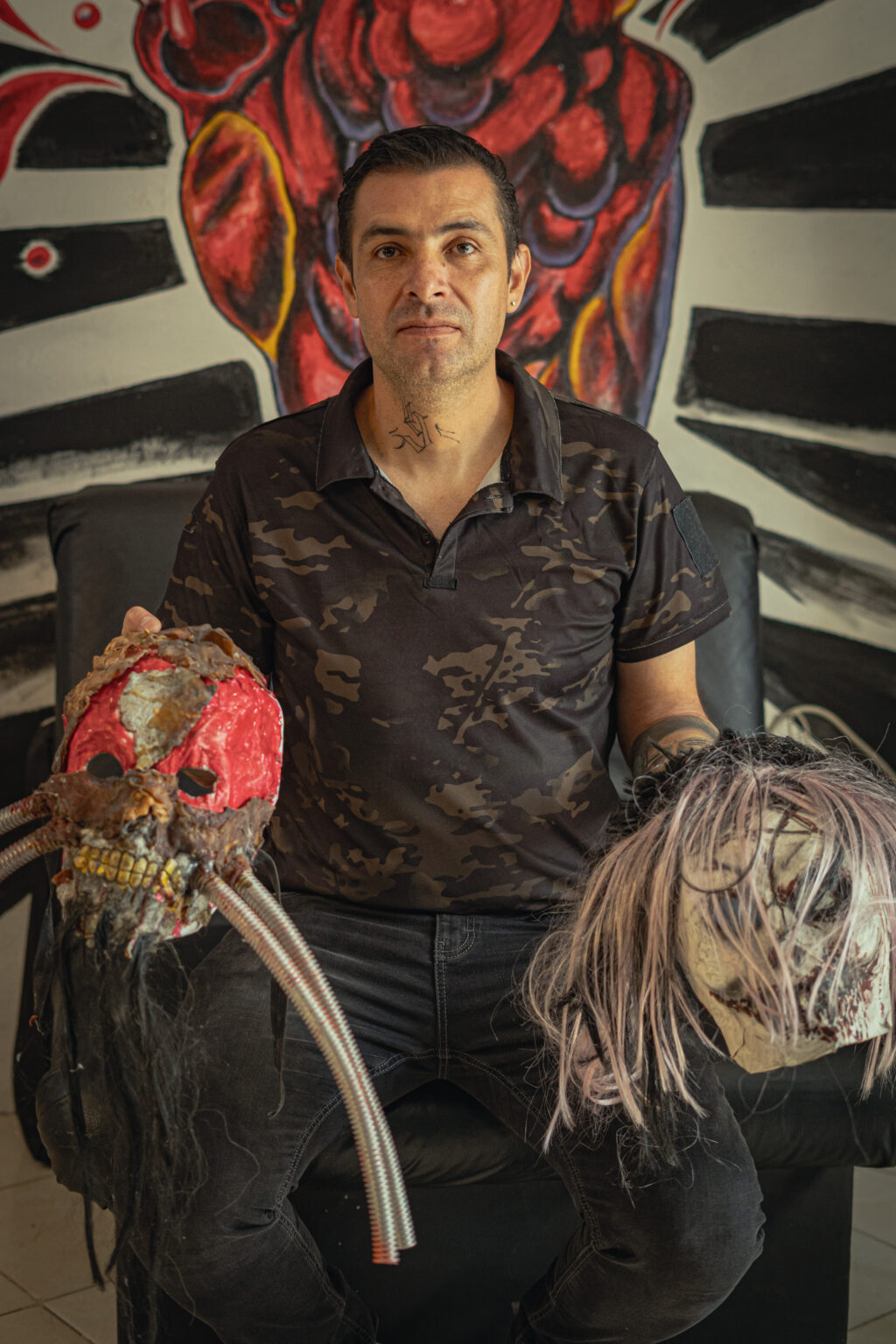 El Zombie: del graffiti ilegal a la preservación de la tradición a través de la máscara