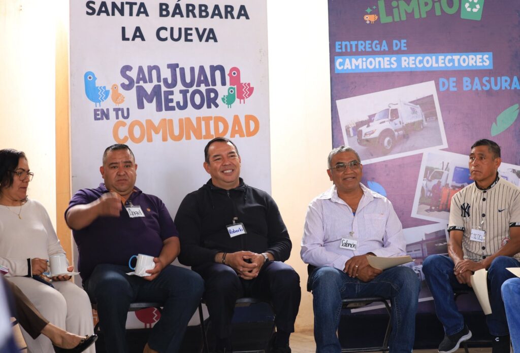 Gobierno de San Juan del Río acerca servicios a Santa Bárbara La Cueva