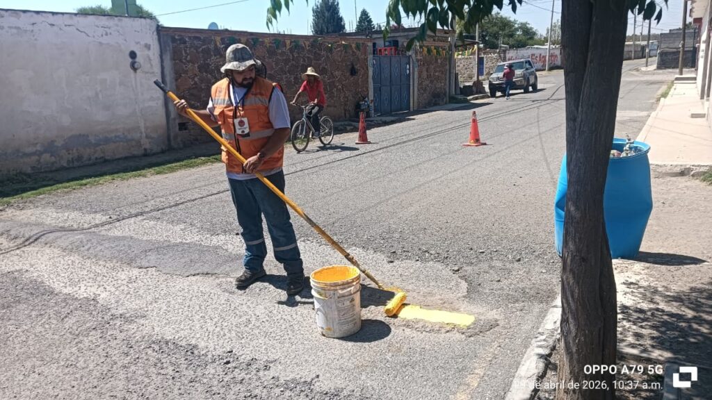 Refuerzan seguridad vial con señalética y acciones de mejoramiento en San Juan del Río