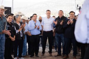 Entregan segunda etapa del camino Cerro Gordo-El Sitio en San Juan del Río