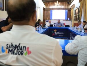 Encabeza Roberto Cabrera reunión de evaluación con el Gabinete Municipal