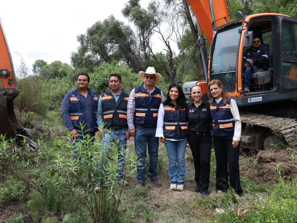 Realizan labores de limpieza en el río San Juan para prevenir riesgos durante la temporada de lluvias