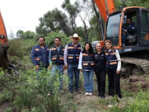 Realizan labores de limpieza en el río San Juan para prevenir riesgos durante la temporada de lluvias