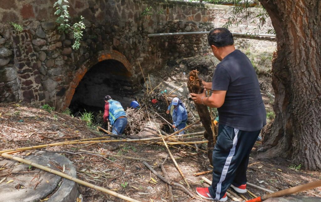 Realizan jornada de limpieza en el Río San Juan para prevenir riesgos por lluvias