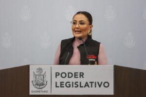 Presenta Diputada Claudia Díaz paquete de 9 iniciativas de ley para armonizar la legislación local con la Constitución federal, en materia de jubilaciones y pensiones 