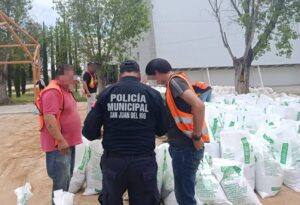 Personas infractoras realizan labores preventivas como parte del programa «Trabajos a Favor de la Comunidad»