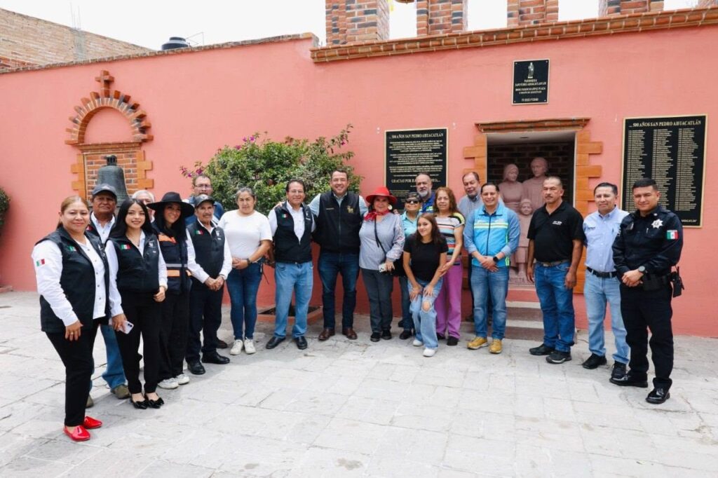 Roberto Cabrera recorre San Pedro Ahuacatlán y fortalece acciones de seguridad junto a vecinos
