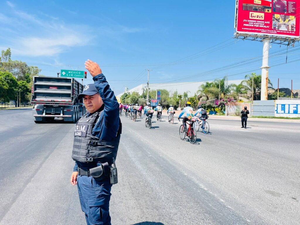 SSPM de San Juan del Río resguarda paso de 4 mil 500 ciclistas peregrinos rumbo al Tepeyac