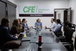 Mauricio Cárdenas impulsa mesa de trabajo con CFE para atender inquietudes ciudadanas