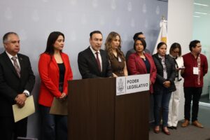 Diputados integrantes del Grupo Legislativo de Morena externaron su respaldo al dictamen de reforma a la Ley Electoral del Estado de Querétaro